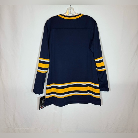 Fanatics Buffalo Sabres Women’s Home Jersey Size Medium - Picture 2 of 4